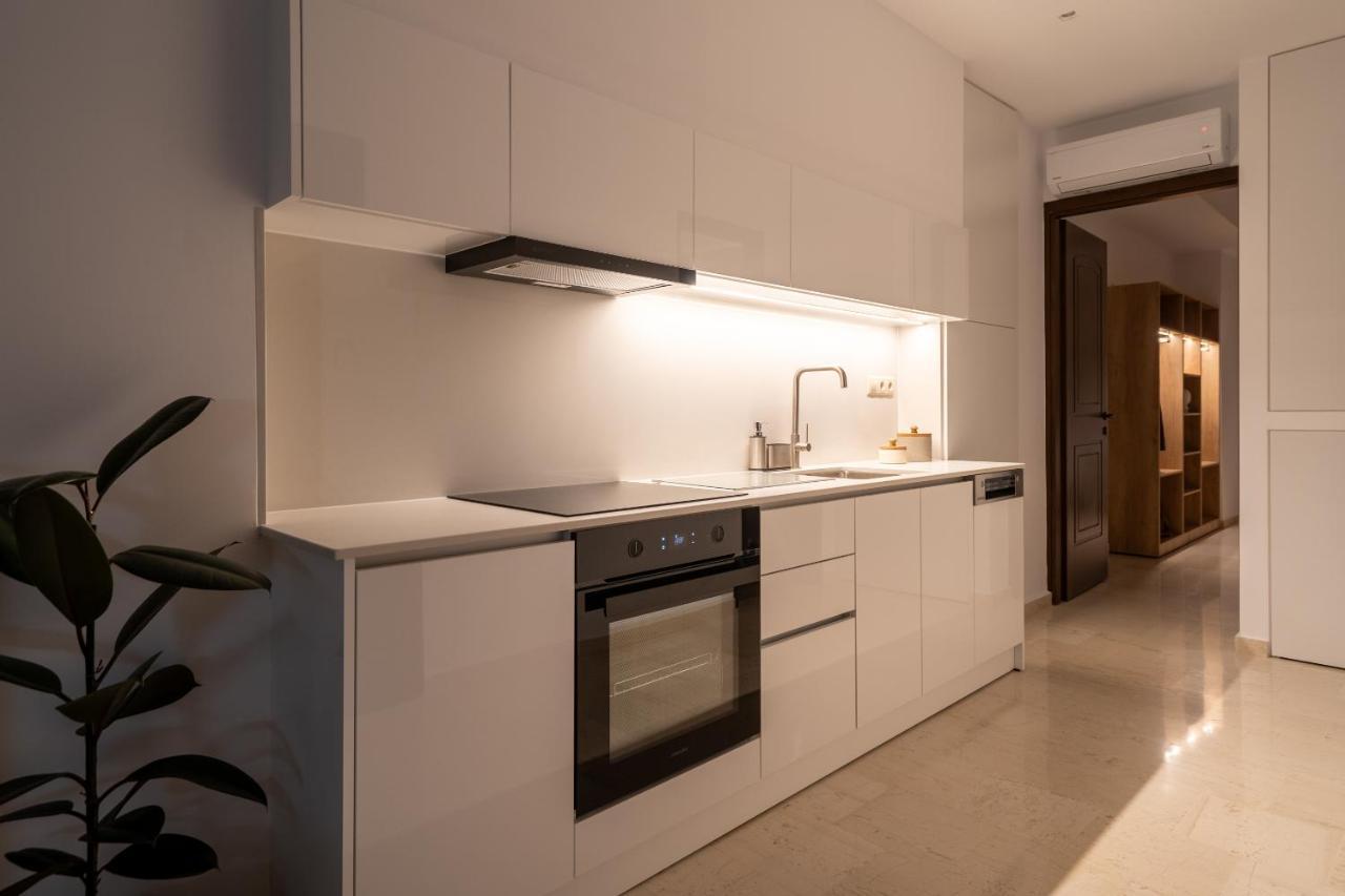 Luxury Suite In Downtown Heraklion  ภายนอก รูปภาพ