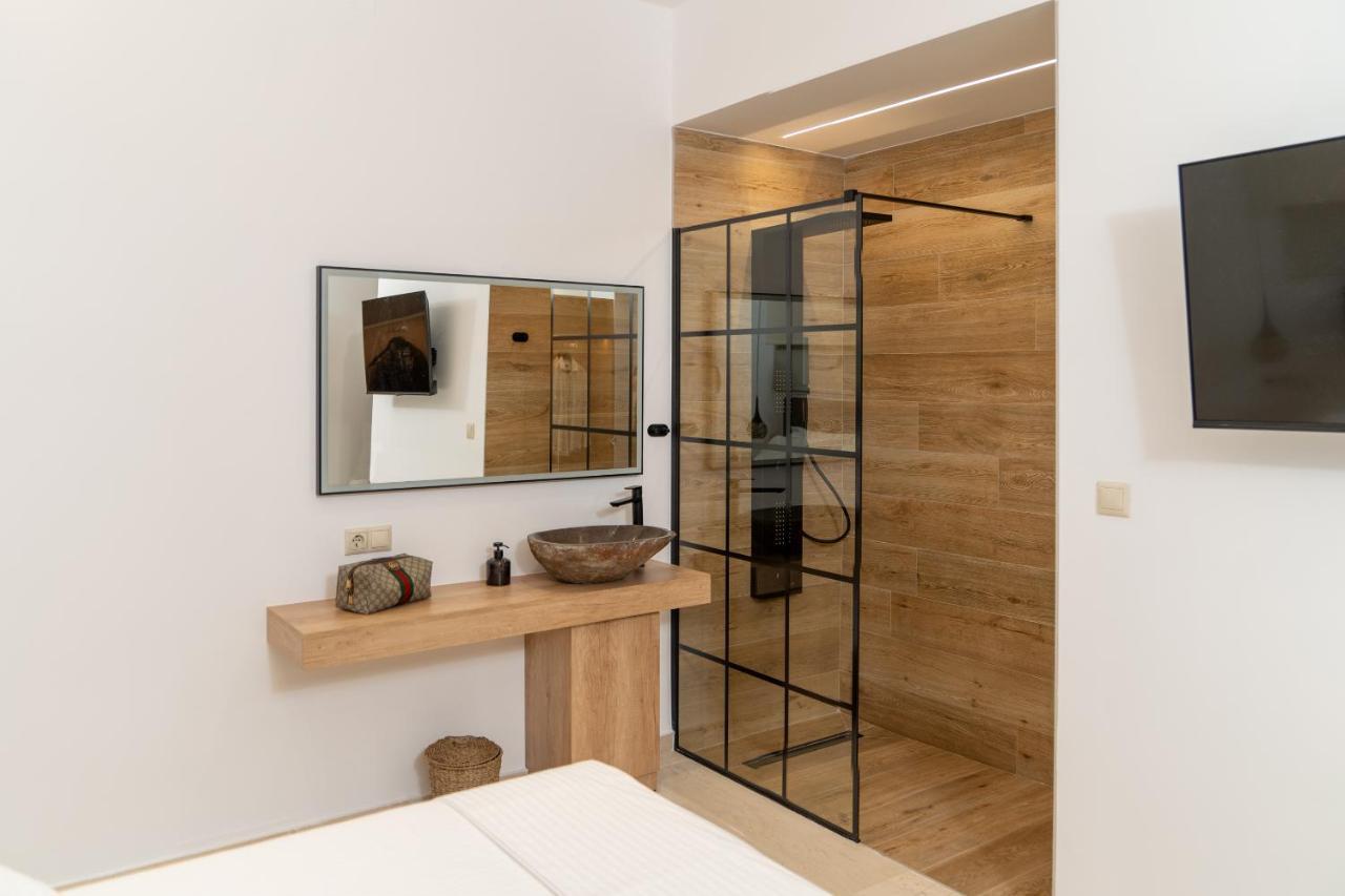 Luxury Suite In Downtown Heraklion  ภายนอก รูปภาพ