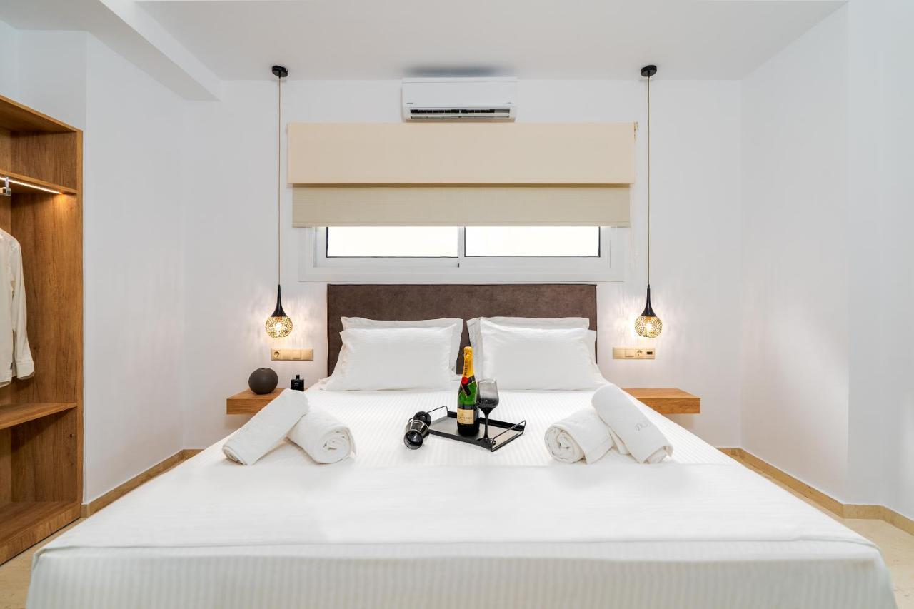 Luxury Suite In Downtown Heraklion  ภายนอก รูปภาพ