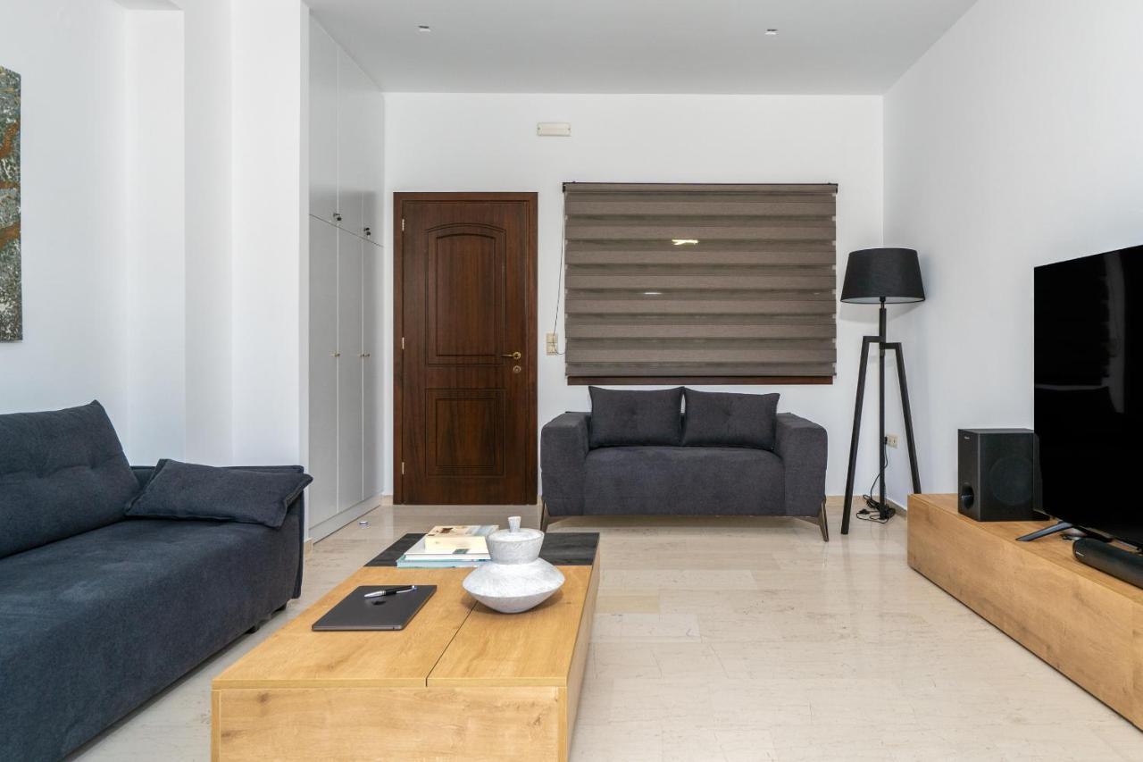 Luxury Suite In Downtown Heraklion  ภายนอก รูปภาพ